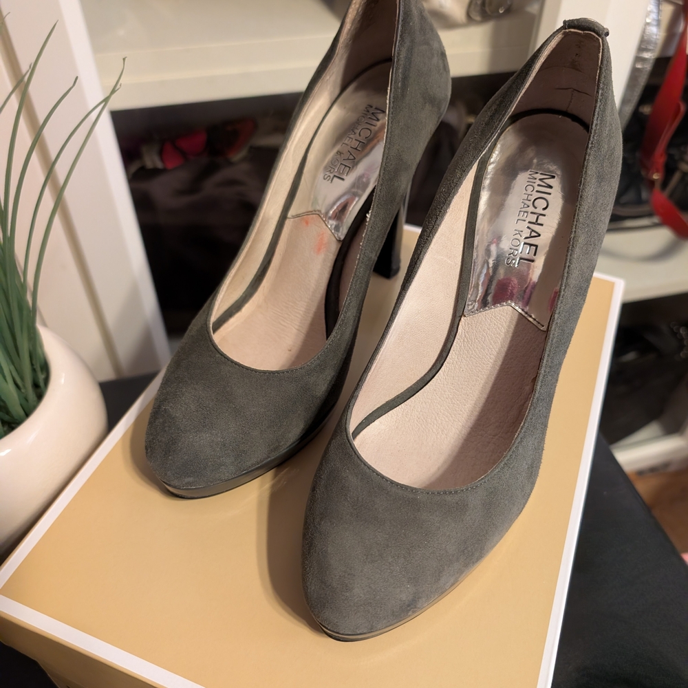 Michael Kors Dark Gray Suede Heels